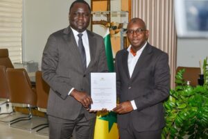 DIRECTION DES CONSTRUCTIONS SCOLAIRES: Passation de services entre Guirassy et Dethié Fall